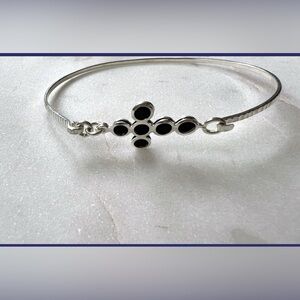 Sophisticated Silver and Black Stone Bracelet